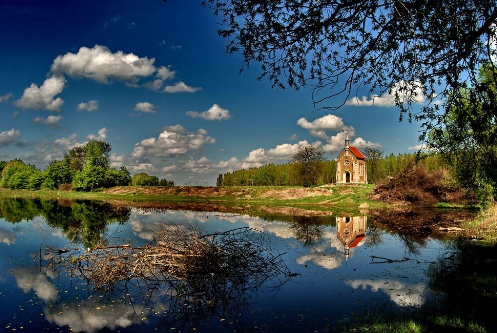 Lorev Zichy kapolna nagy