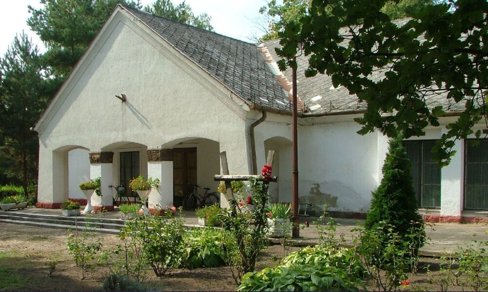 tapioszele szelenyi kuria2